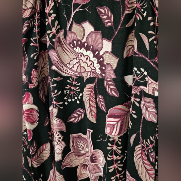 Kismet small dress. - Picture 4 of 4